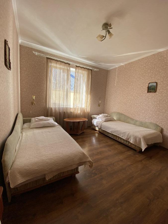 Edelweiss Hotel Polyana  Exterior photo